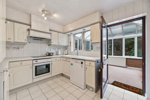 Kitchen- click for photo gallery